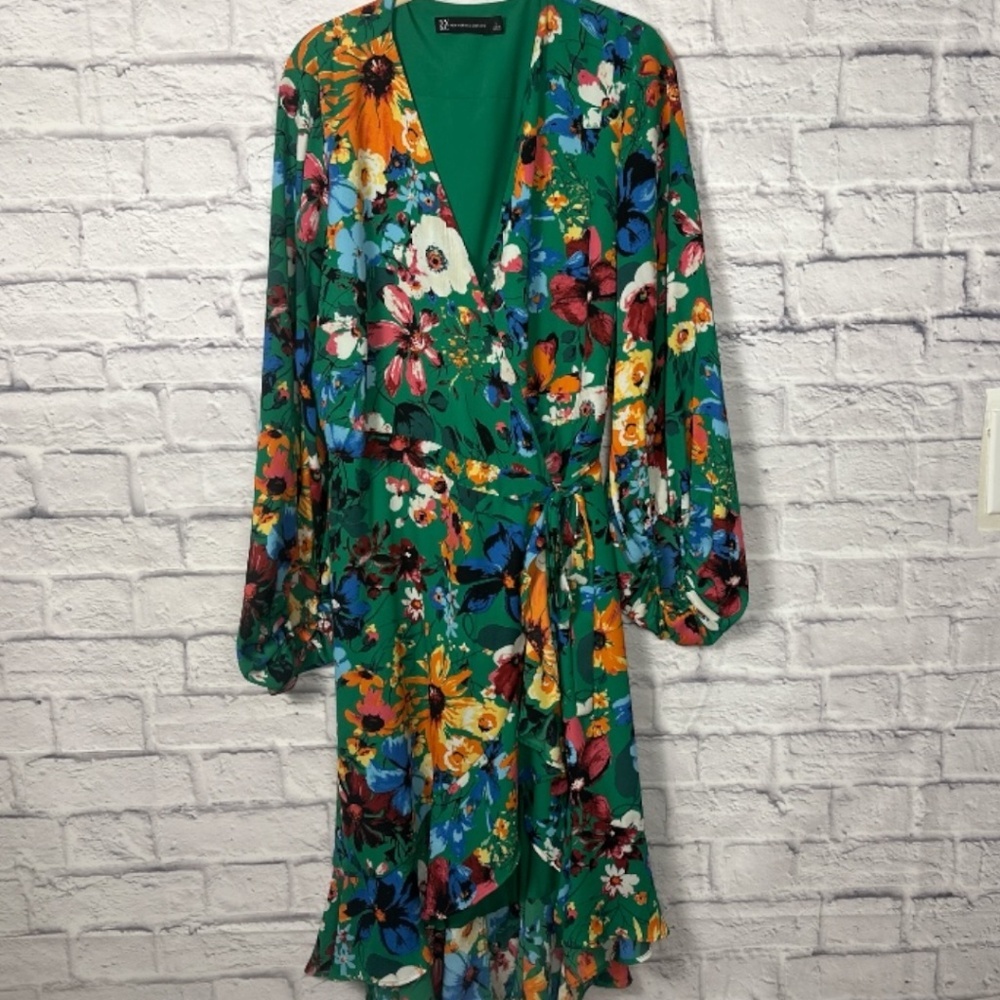 NYC Floral Green Long Sleeve Wrap Dress- Size L